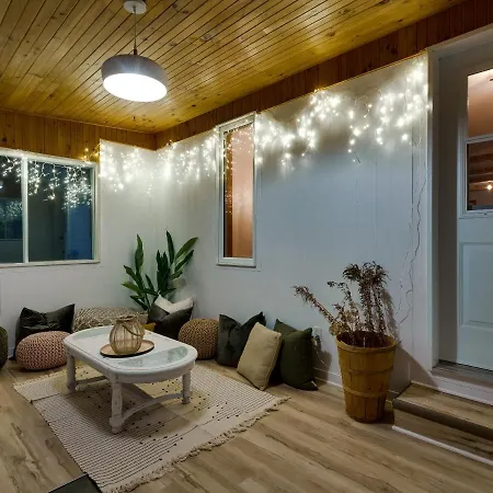 Spacious Cottage In Forest With Spa La Macaza Exterior photo