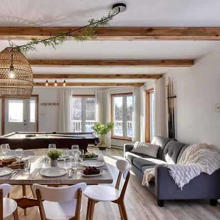 Spacious Cottage In Forest With Spa La Macaza Exterior photo